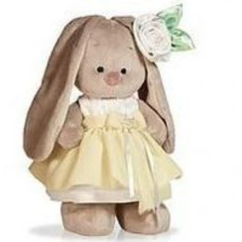 تصویر الگوی آماده  روی کاغذ برای دوخت عروسک پولیشی خانم خرگوشه 