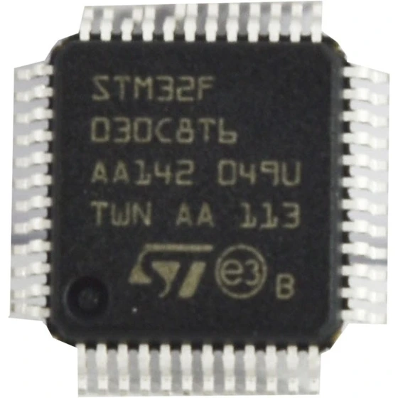 تصویر میکروکنترلر STM32F030C8T6 دارای پکیج QFP-48 