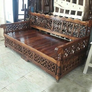 تصویر تخت سنتی چوبی طرح هندی 