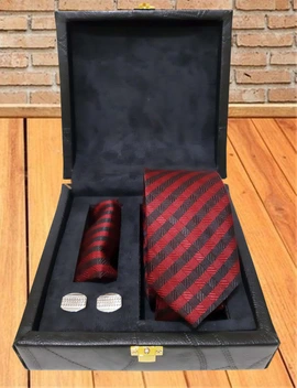 تصویر ست کراوات و دکمه سردست و پوشت مدل k3 