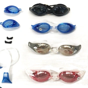 تصویر عینک شنا نمره دار با کیفیت عالی و ضد بخار 