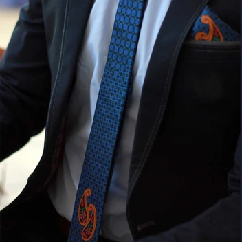 تصویر کراوات و دستمال جیب مدل ترمه سورمه ای ا Termeh Men's Tie and Handkerchief Set Termeh Men's Tie and Handkerchief Set